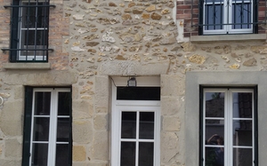 vue facade.jpg