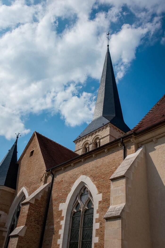 église montreuil.jpg