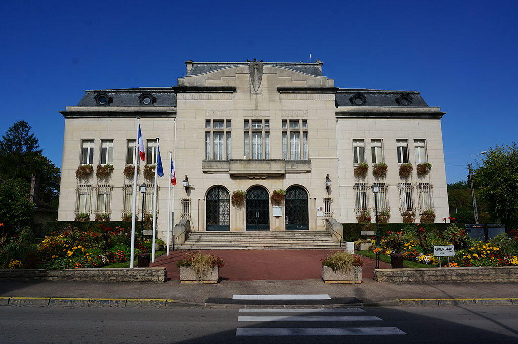 Mairie_st-Julien_07841.JPG