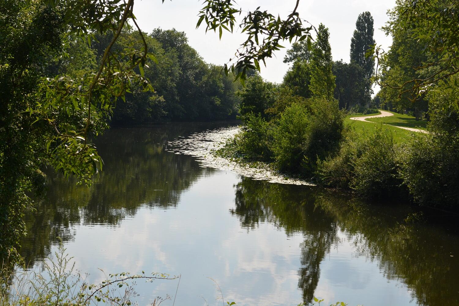 le pêcheur - vélo - Chaix.JPG