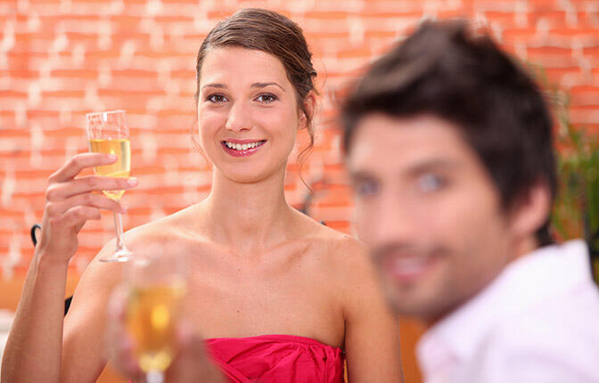 couple-champagne-1.jpg