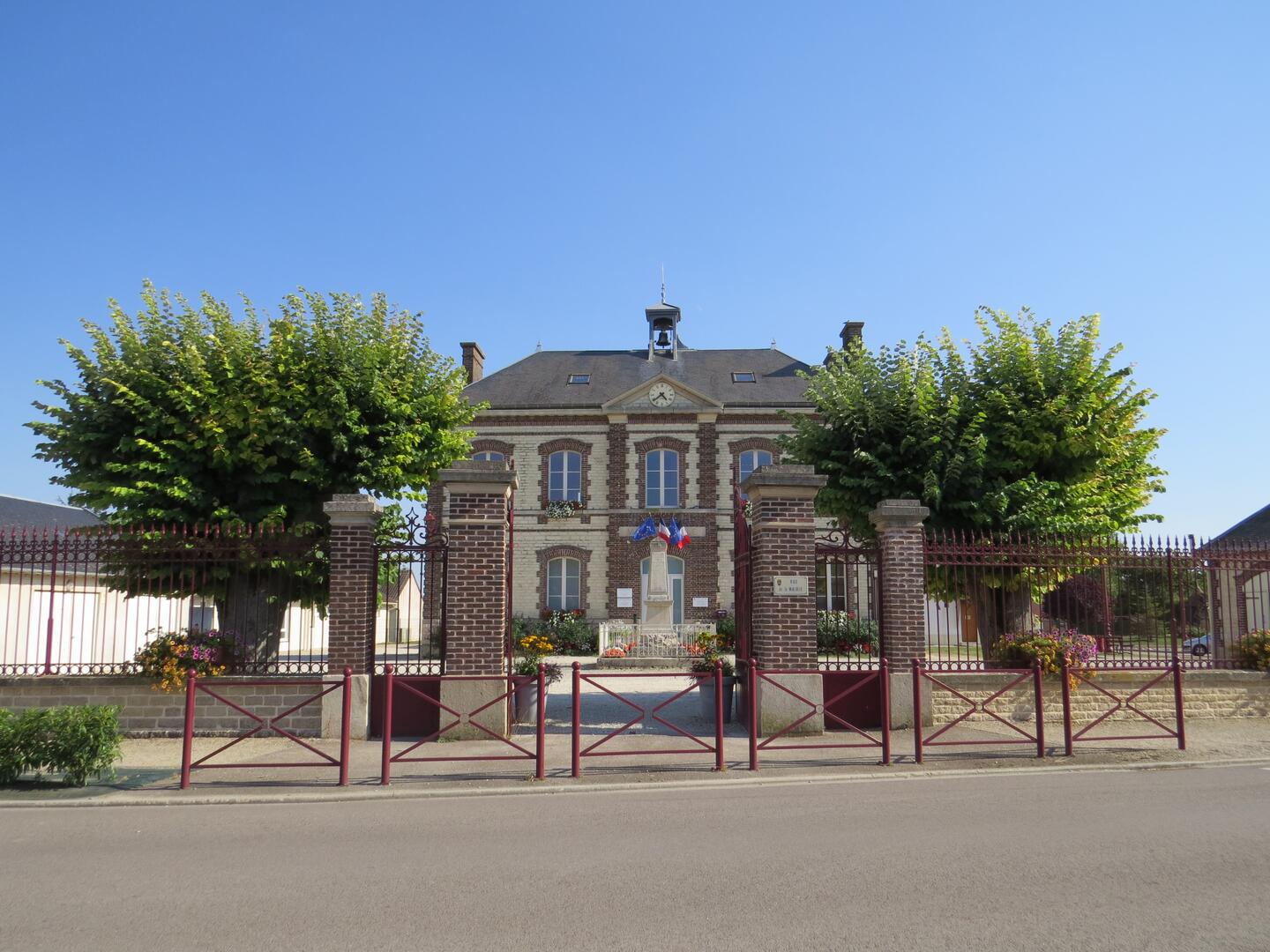 Torvilliers @ Daniel Kaufmann .JPG