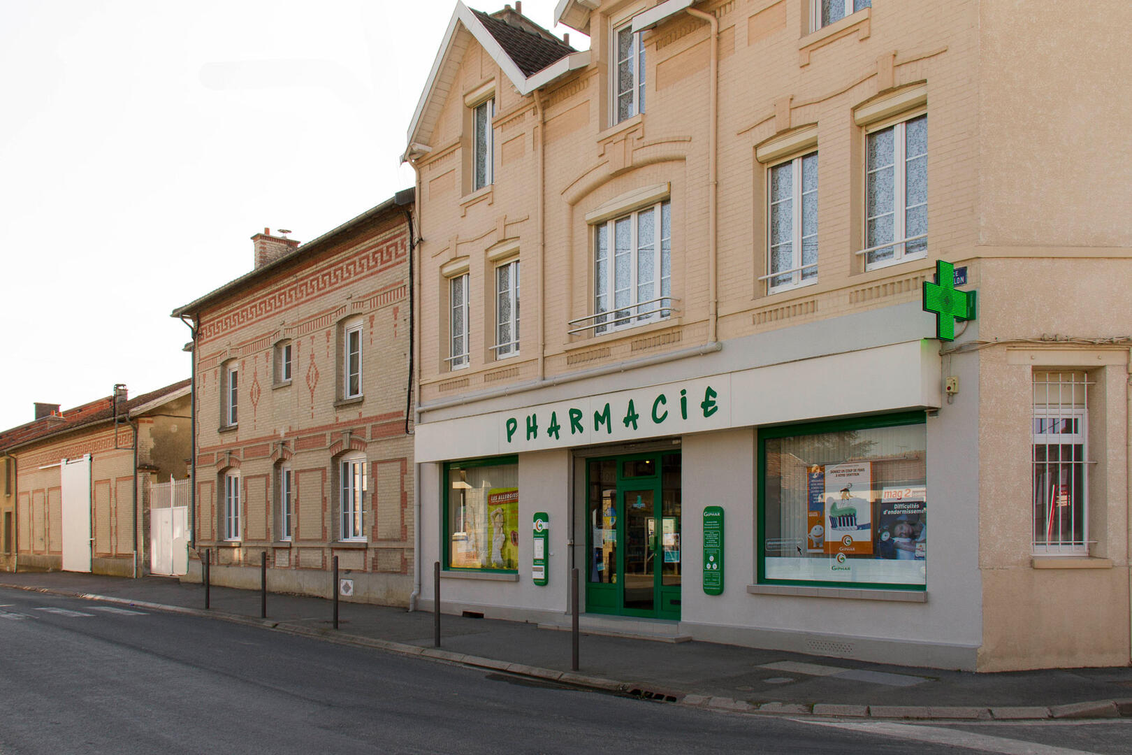 06.Pharmacie.jpg