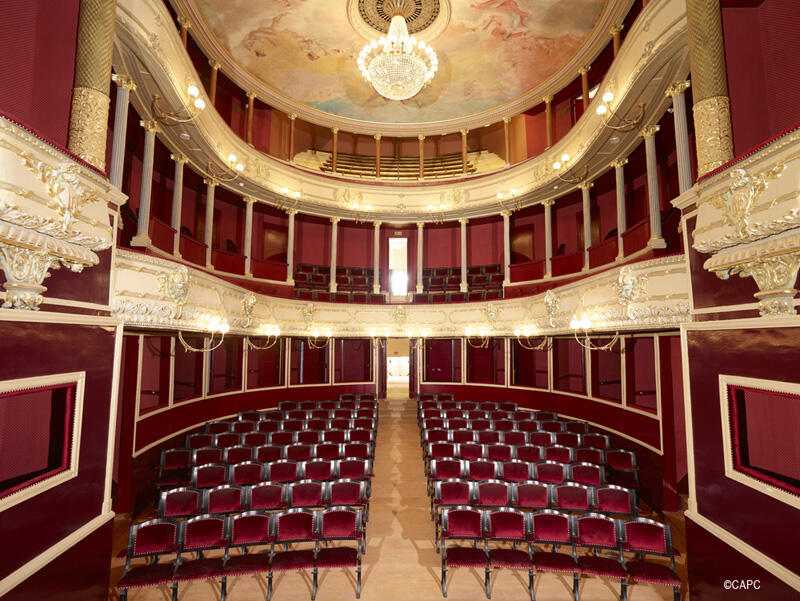 Chatellerault_Theatre_Blossac (1)©CAPC.jpg