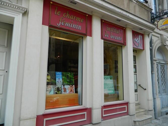 le charme féminin.JPG