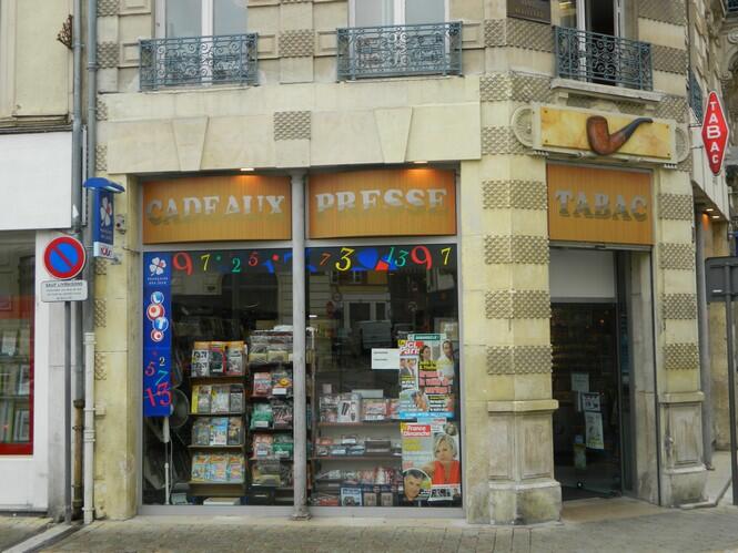 Tabac Place Audiffred.jpg