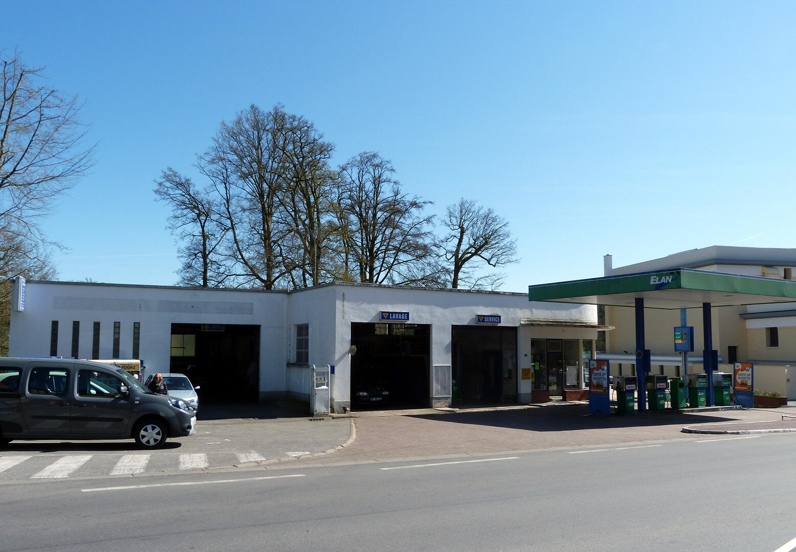 AUTOMOBILE D ANDAINE (3).jpg