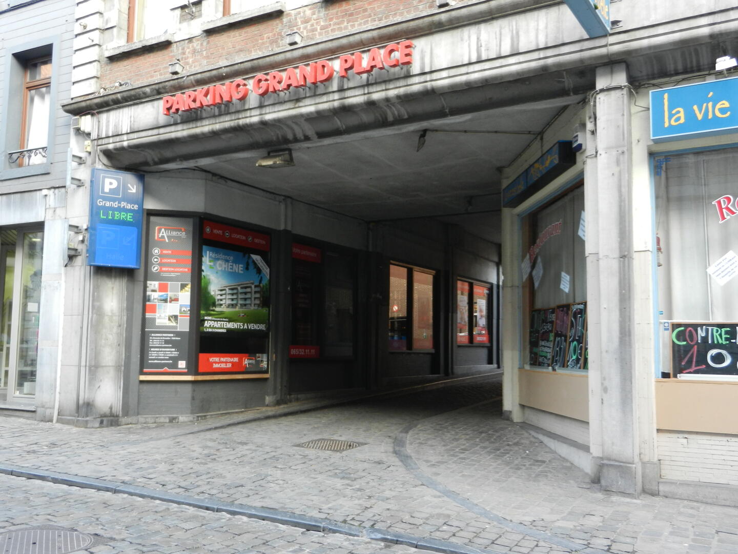 parking-grand-place.JPG