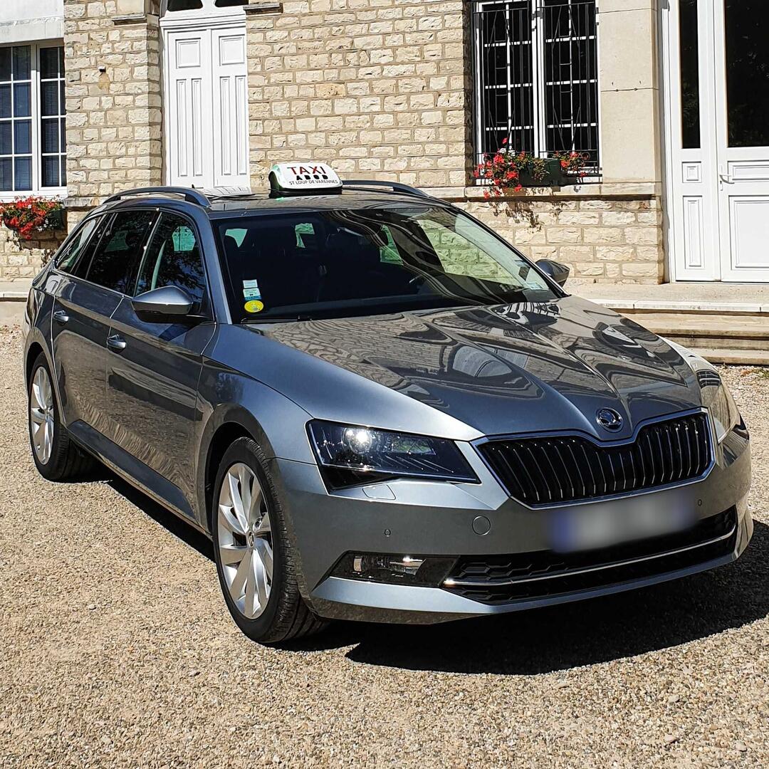 Saint-Loup-de-Varennes---Taxi-Saint-Loup-71---2019