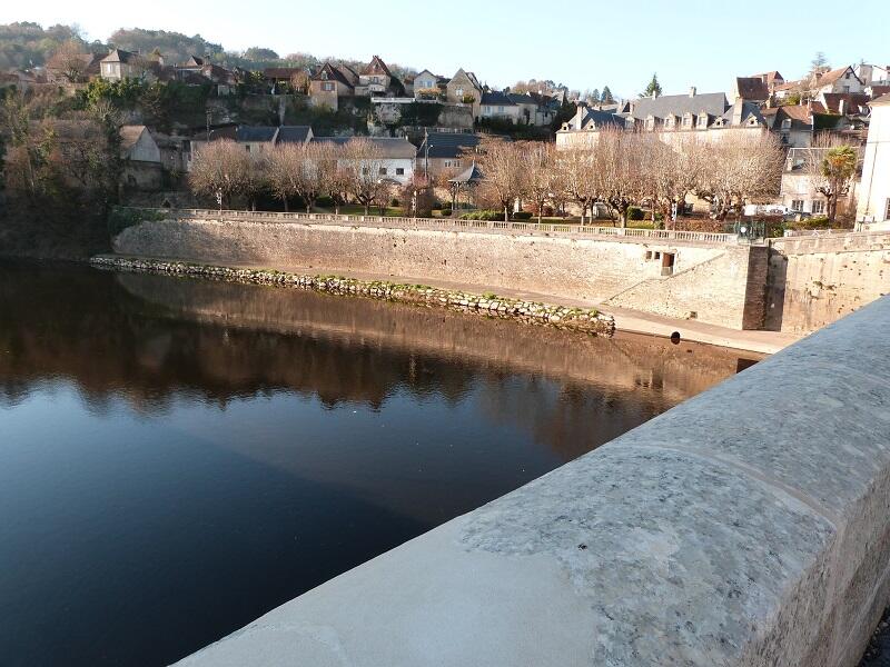 Vue du Vieux Pont Montignac ©ALR