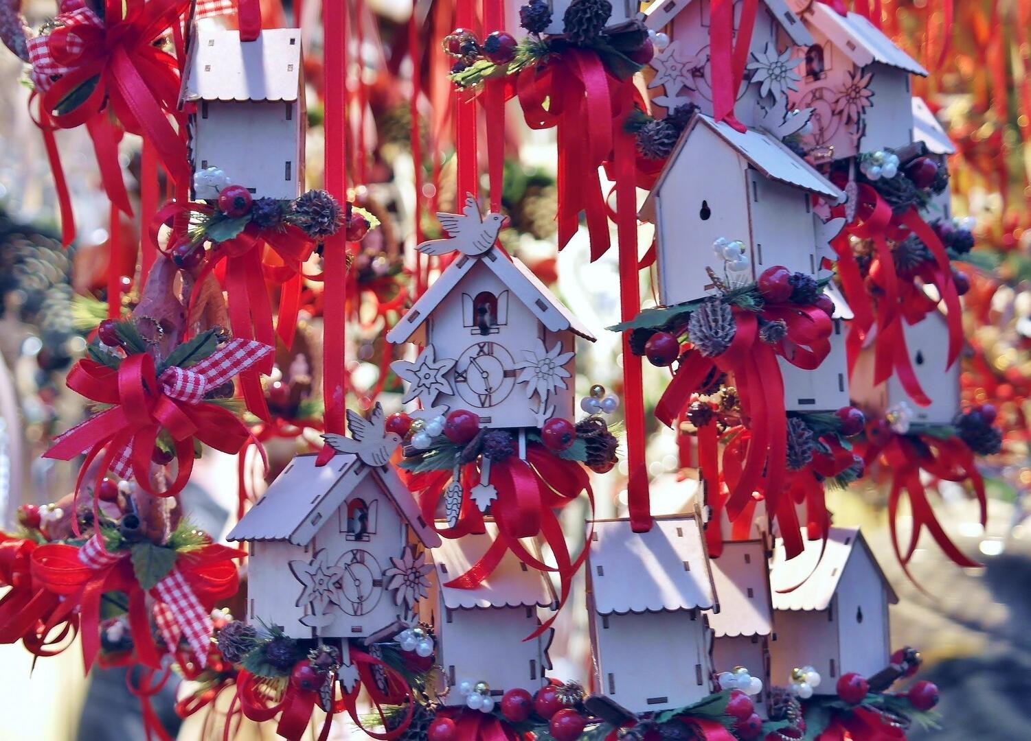 christmas-decorations-3030546-1920-2