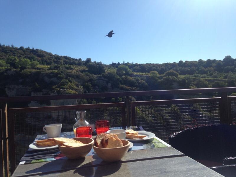 Montagnes-et-garrigues_balade petit déj2