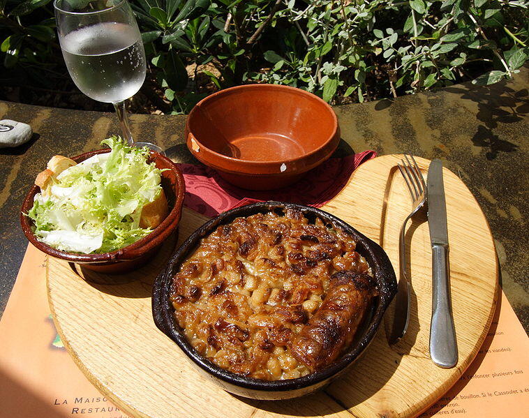 758px-Cassoulet_Carcassonne_FRA_001