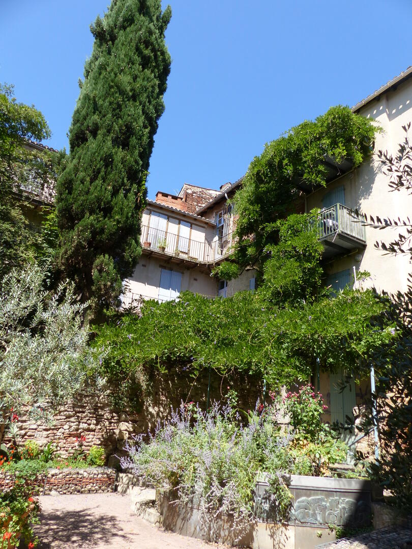 ©efaure jardin secret cahors cour caorsins (1)
