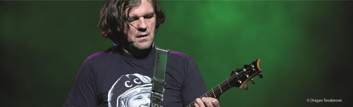 BANDEAU-FICHE-ARTISTE-EMIR-KUSTURICA