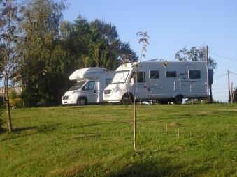 Ferme-de-Brossard_Lanteuil_camping-car