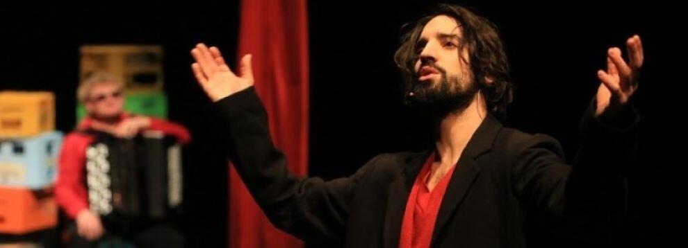 Laika-Festival-de-theatre-de-Figeac-2020