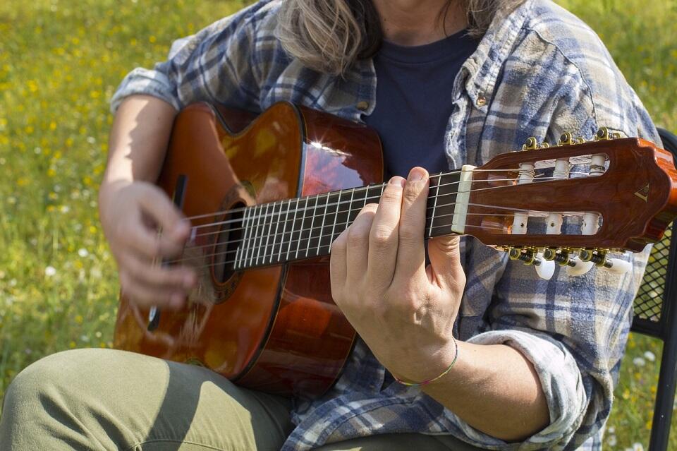 guitar-2335470_1280©eroyka