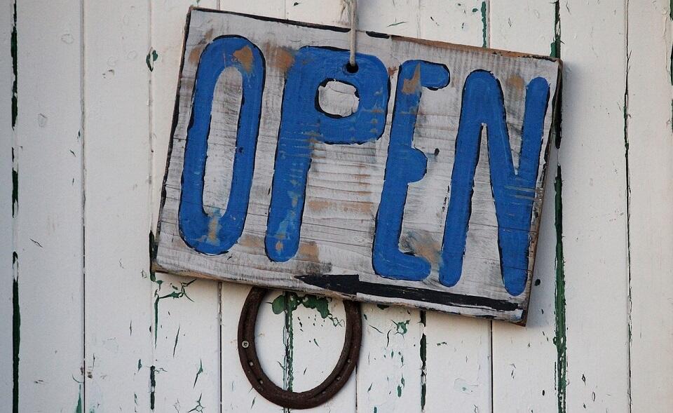 open-966315_1280©pixabay