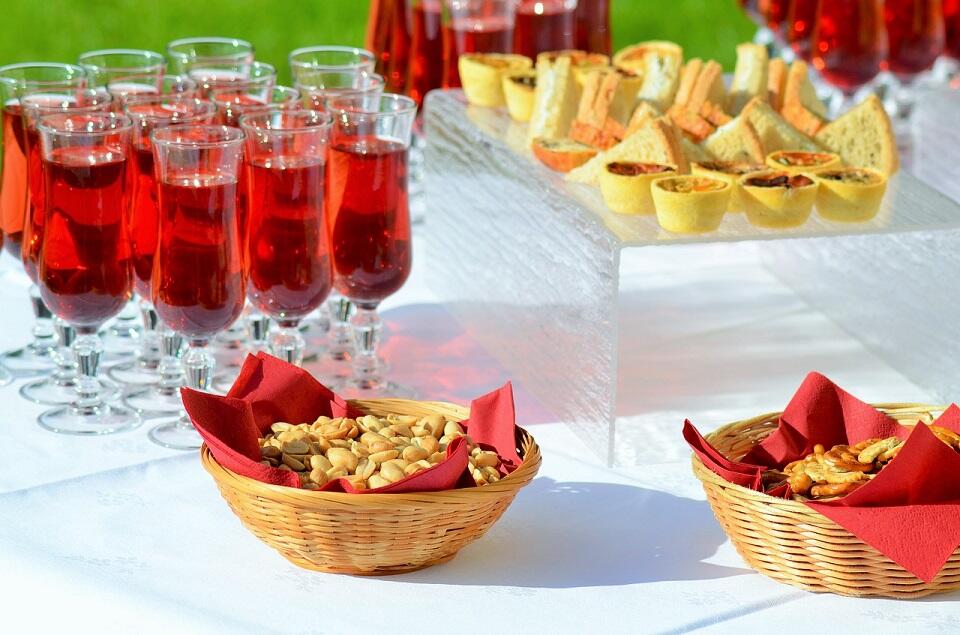 petit-fours-1566257_1280©NadineDoerle