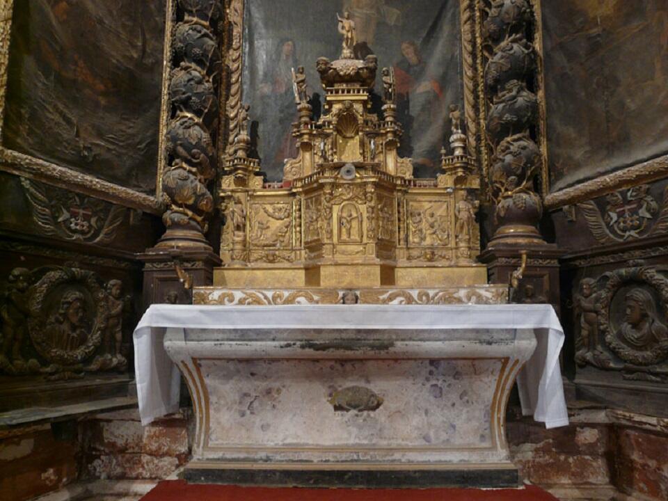 retable du maître-autel L'autel et le tabernacle©Bru Nicolas