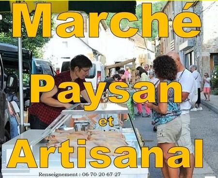 marche paysan et artisanal en nocturne