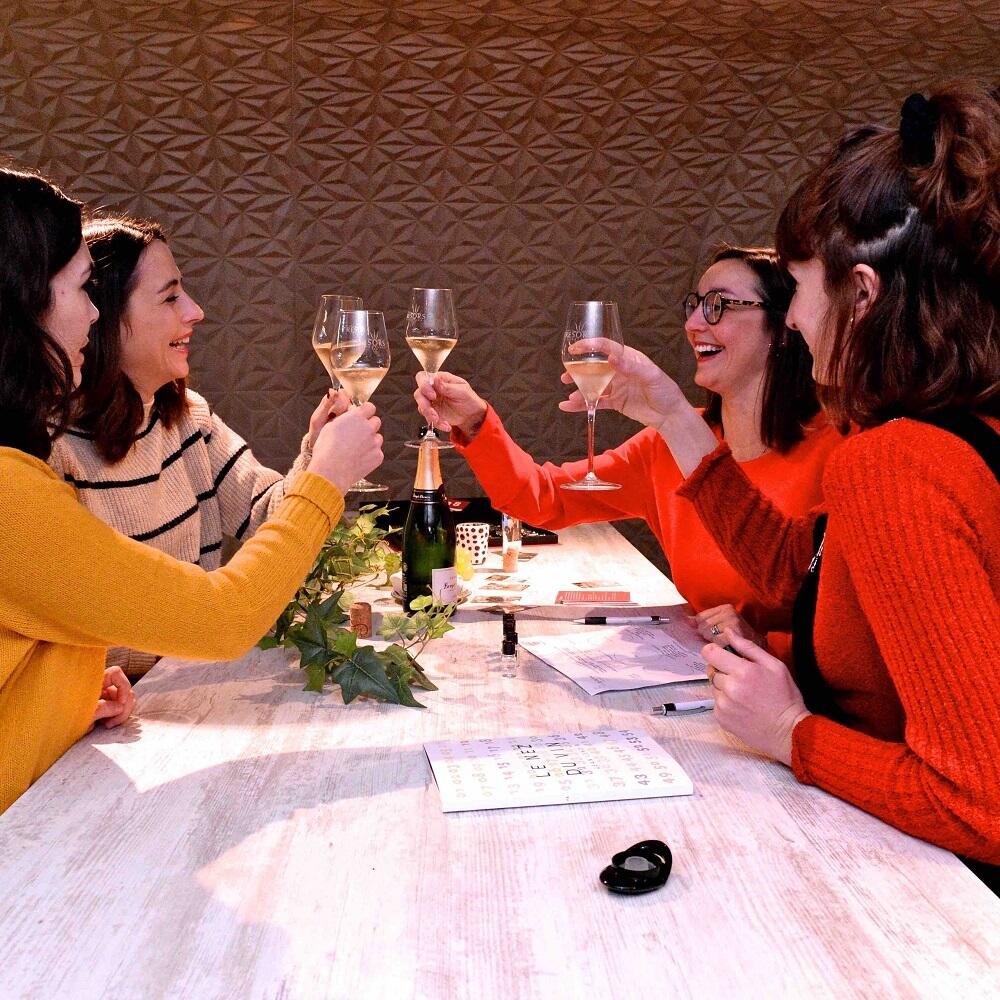 champagne-tasting-toast-vine-2-2