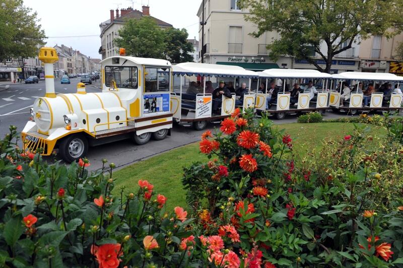 Petit Train Touristique - 2 - Châlons