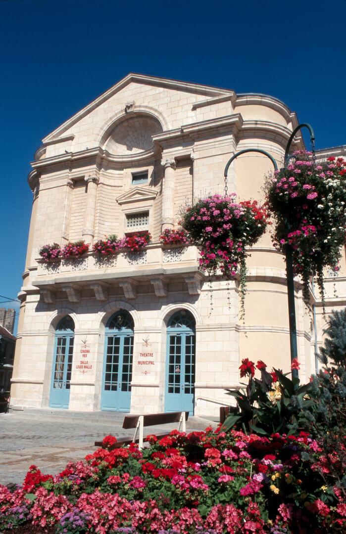 Mamers. Théâtre