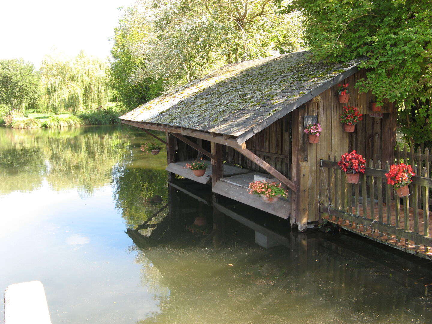 PCU49-lavoir-le-guedeniau-1