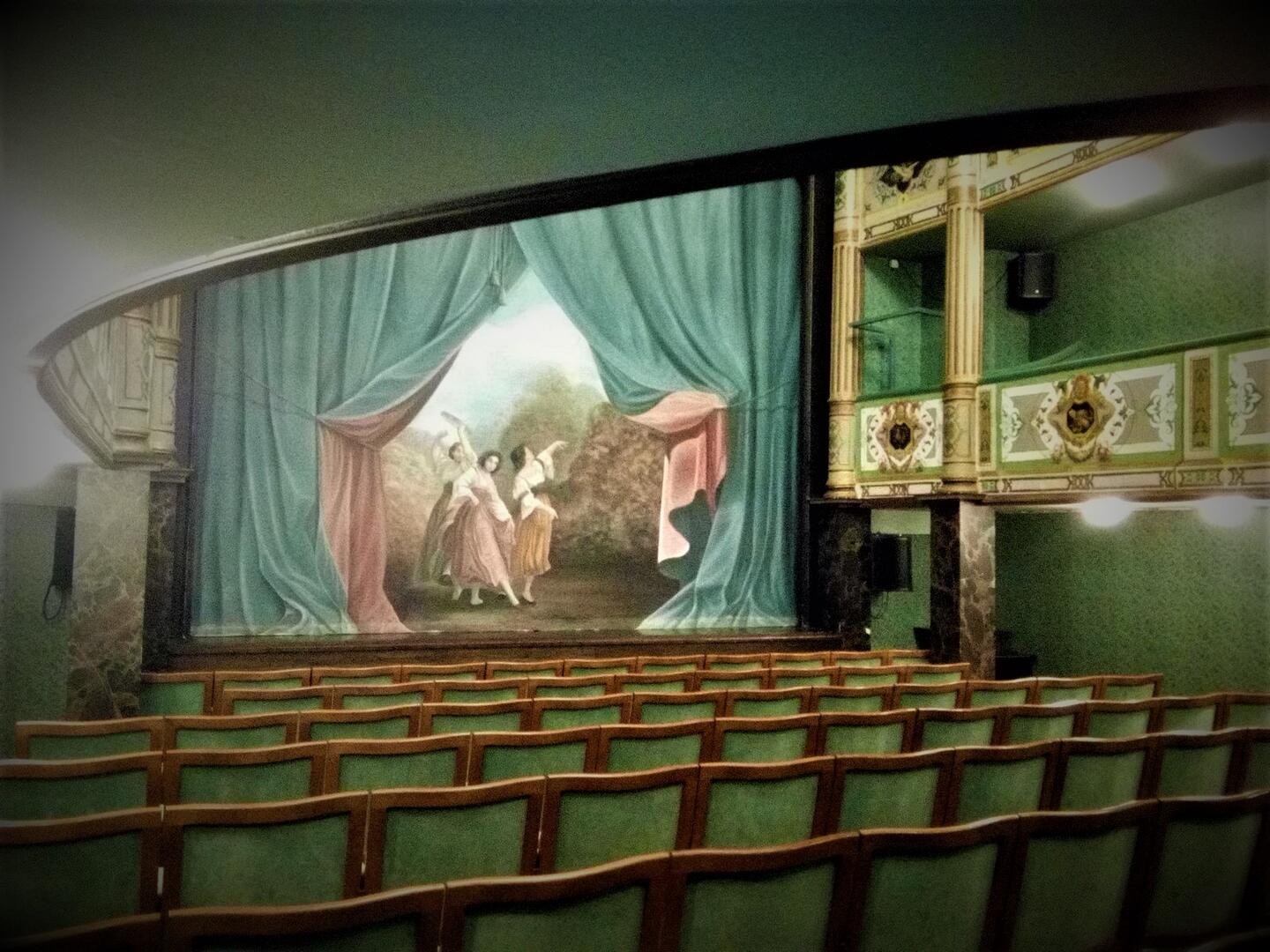 Théâtre - vue intérieure