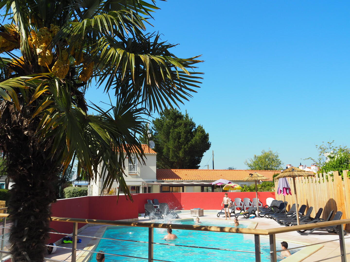 piscine_laprevote_sainthilairederiez