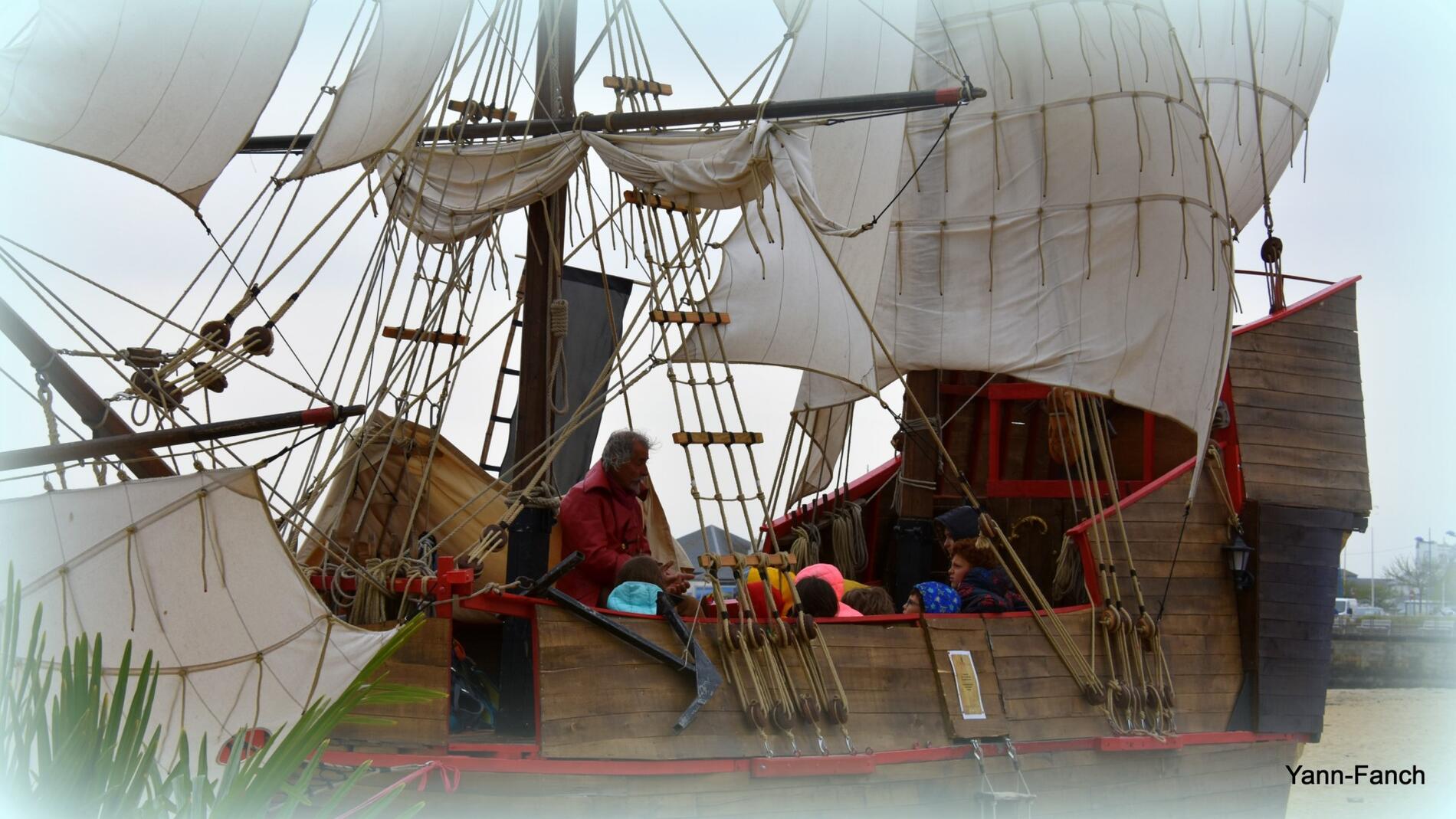 Expostion-Pirates-La-Bibliotheque