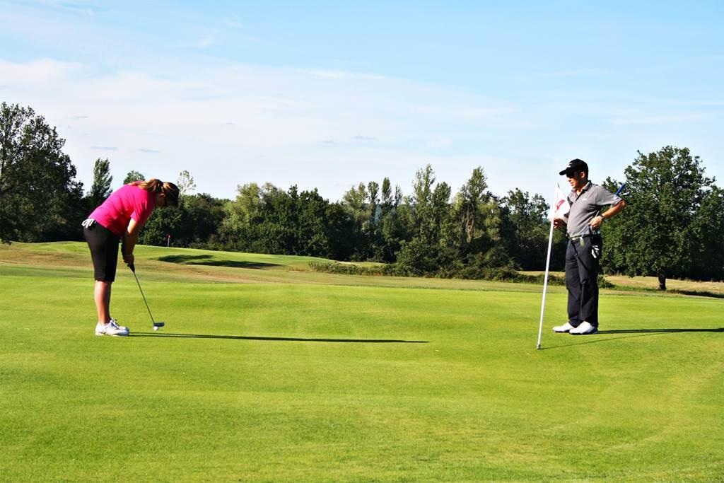 Golf de Montauban l'Estang découvrir montauban activites sportives golf à montauban