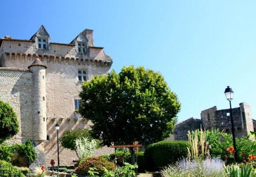 chateau