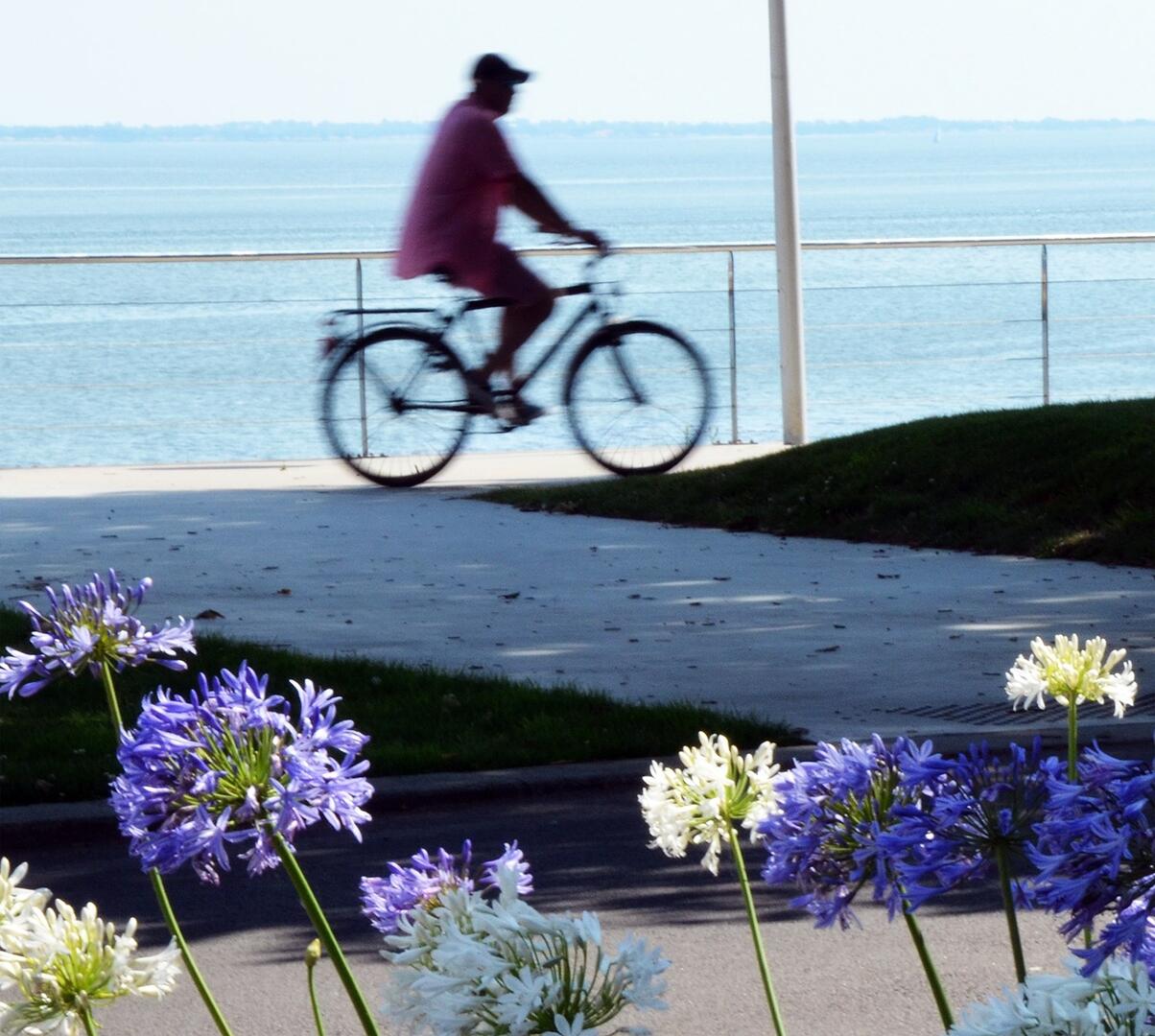 A bicyclette