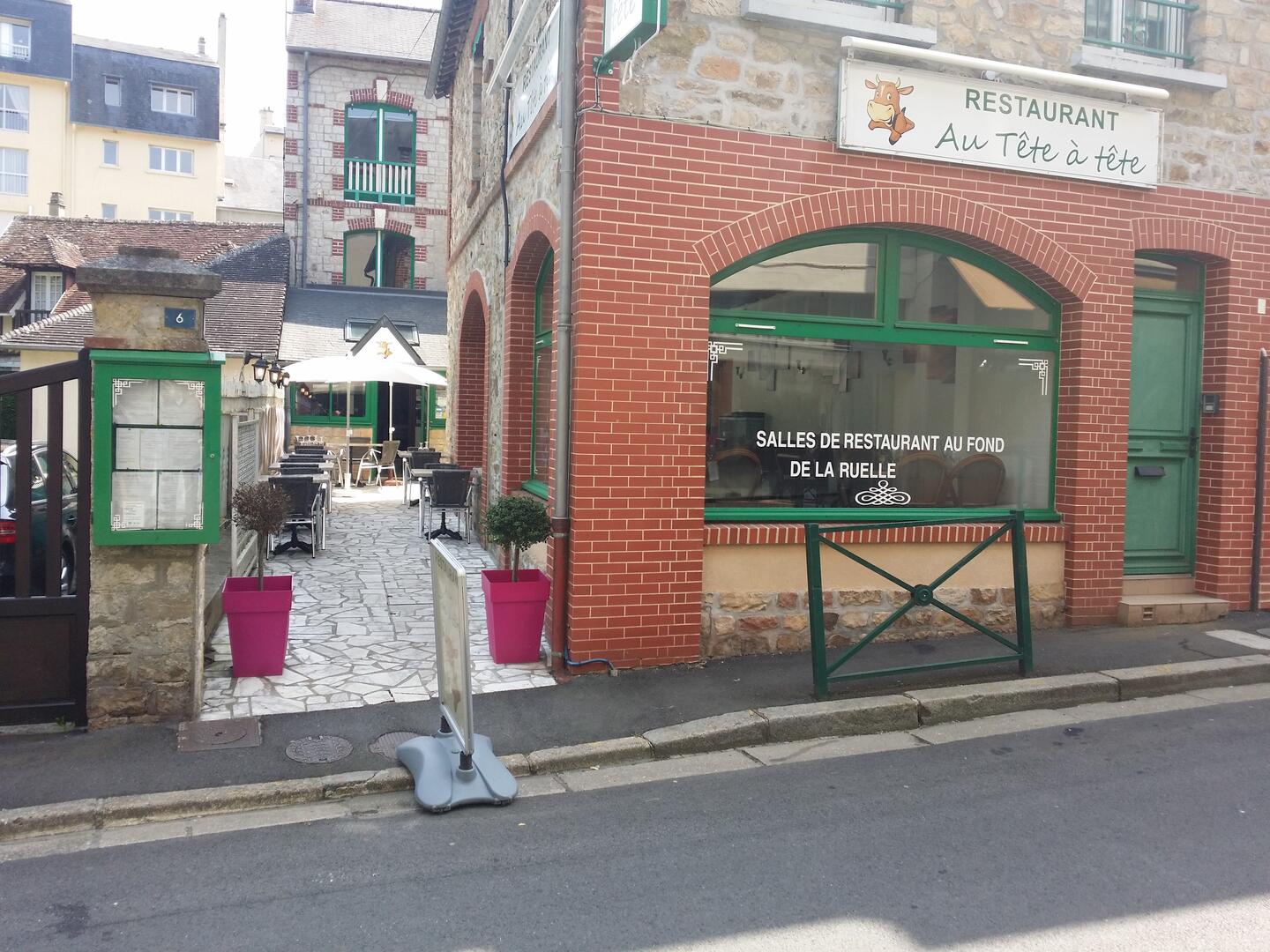 Tete à Tête avec nouvelle terrasse