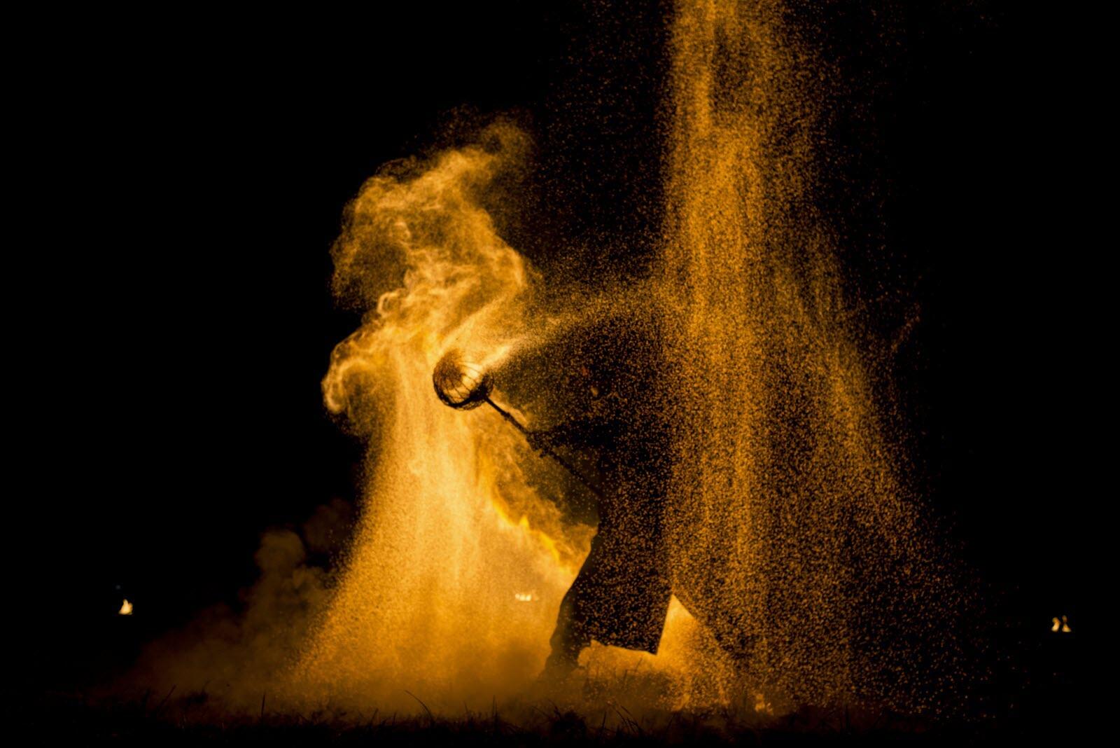 1-aout---Spectacle-de-feu-Avalone