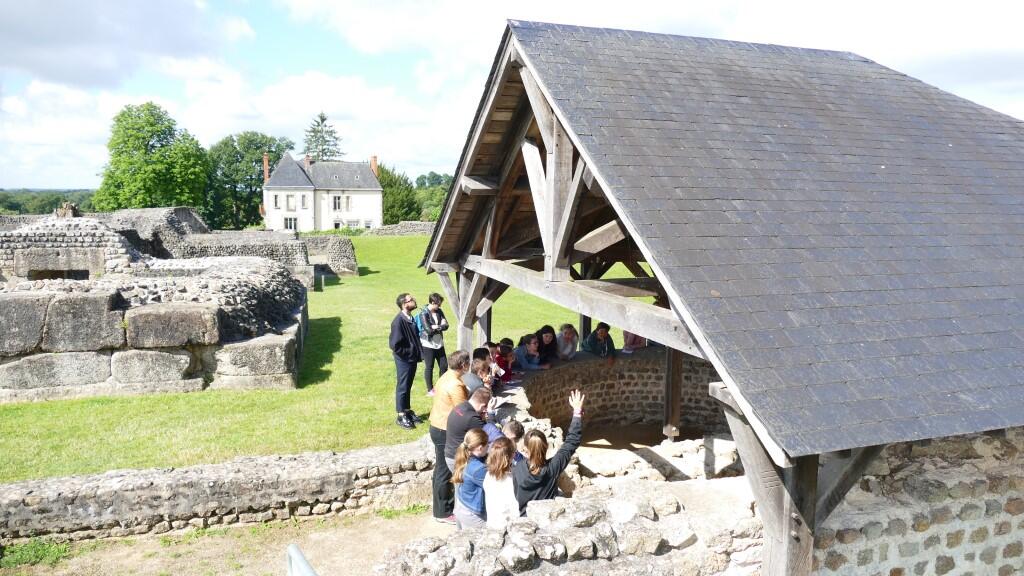 visiteguideeforteresse-jublains-53-fma