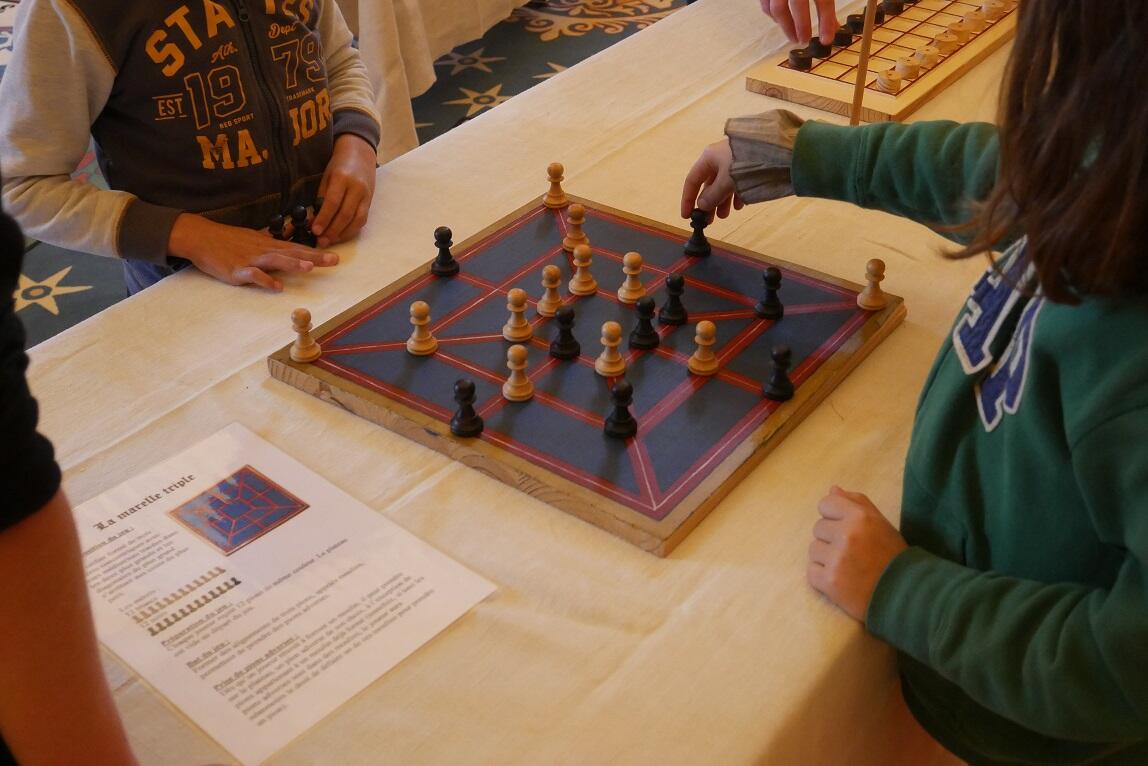 Ateliers de l'ete - Jeux de merelle
