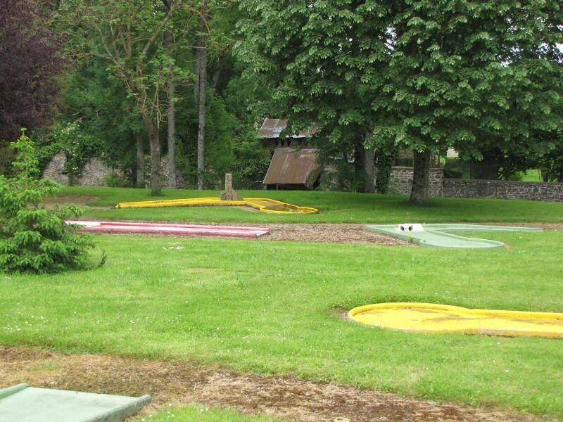 mini-golf de Montsûrs