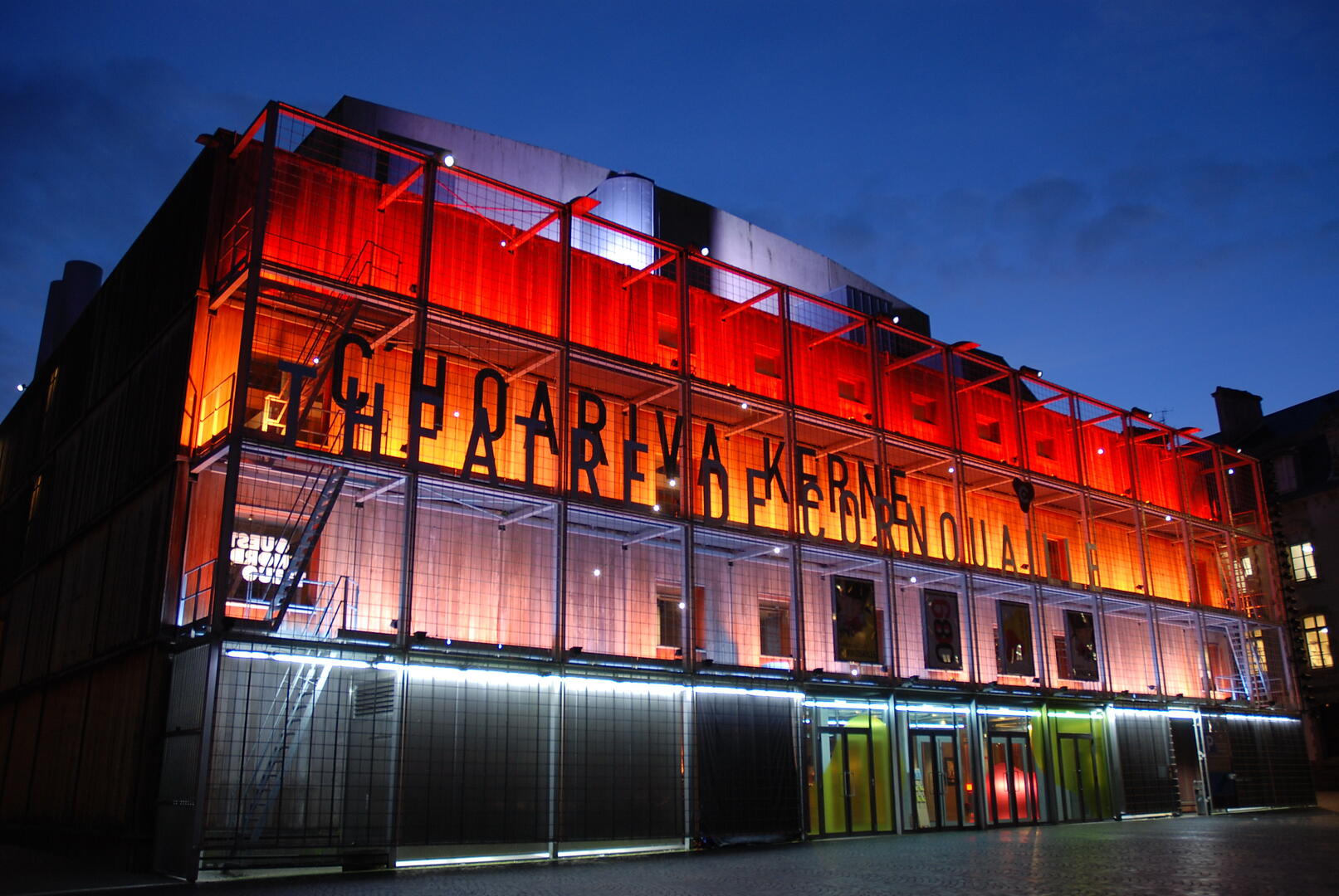 theatre-de-cornouaille-exterieur-illumination--2-