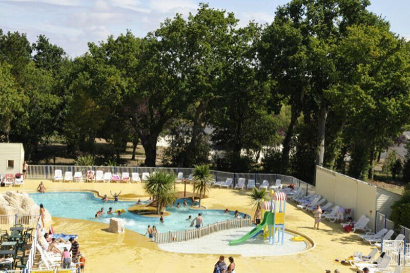Camping le Château du Petit Bois