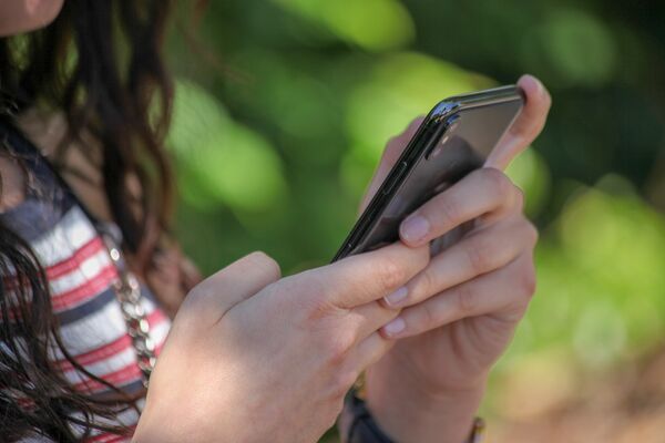 Internet_smartphone_La_Roche_Posay ©Pixabay.jpg