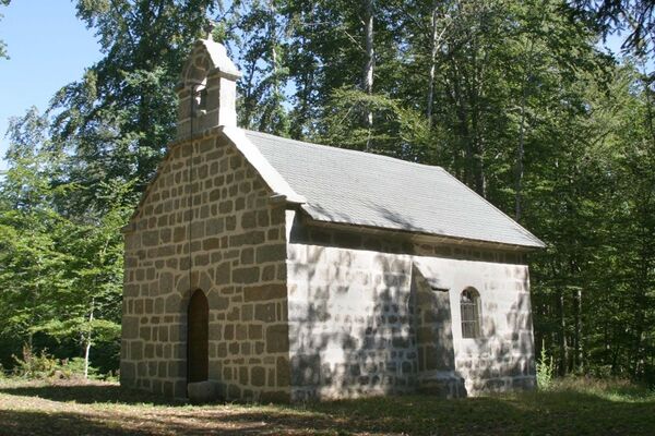 PR-40-N-37-La-Chapelle-St-Claire-3.jpg-800px.JPG