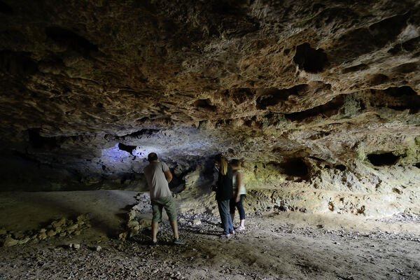Grotte de la Marche - Lussac les Châteaux - 2017 - ©Momentum Productions Mickaël Planes (26).JPG