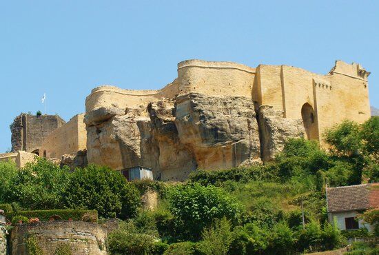 chateau-de-carlux.jpg