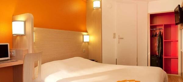 FRA22173-rooms.jpg