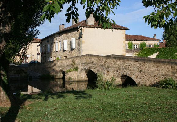 Ancienne Gendarmerie - Pressac - ©Ancienne Gendarmerie (1).jpg
