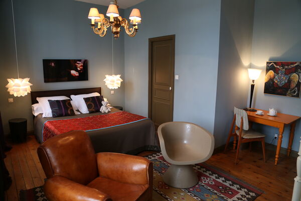 Valenciennes - Le Grand Duc - Chambre d'Hôtes - Chambre 1 (4) - 2015.JPG